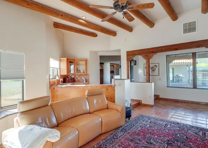 Pool & Views! Luxury Sonoran Desert Oasis Retreat * Tucson