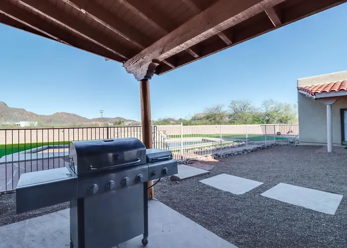 Pool & Views! Luxury Sonoran Desert Oasis Retreat Holiday home *